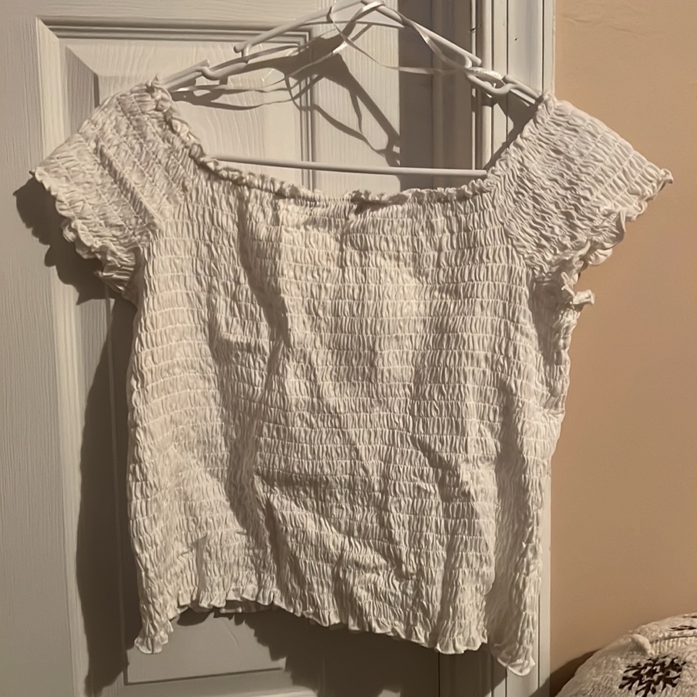 White Ruched Top - Picture 2 of 4